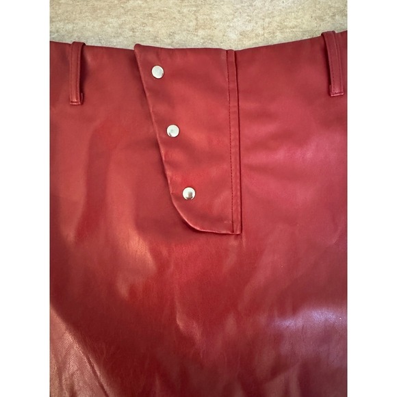 Saunders Collective Faux Leather Mini Skirt Women 10 Red Statement Holiday Party - Picture 4 of 7